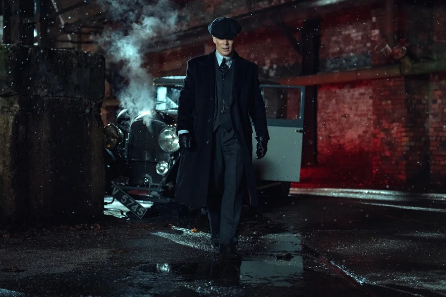 Cillian Murphy como Tommy Shelby no filme Peaky Blinders: The Immortal Man.