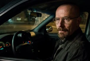Walter White planejando sua estratégia na 4ª temporada de Breaking Bad.