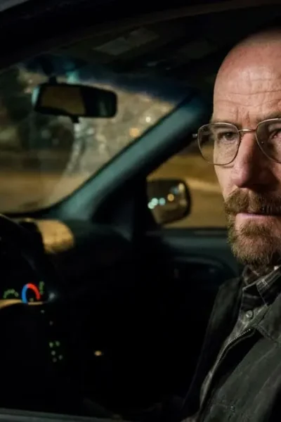 Walter White planejando sua estratégia na 4ª temporada de Breaking Bad.