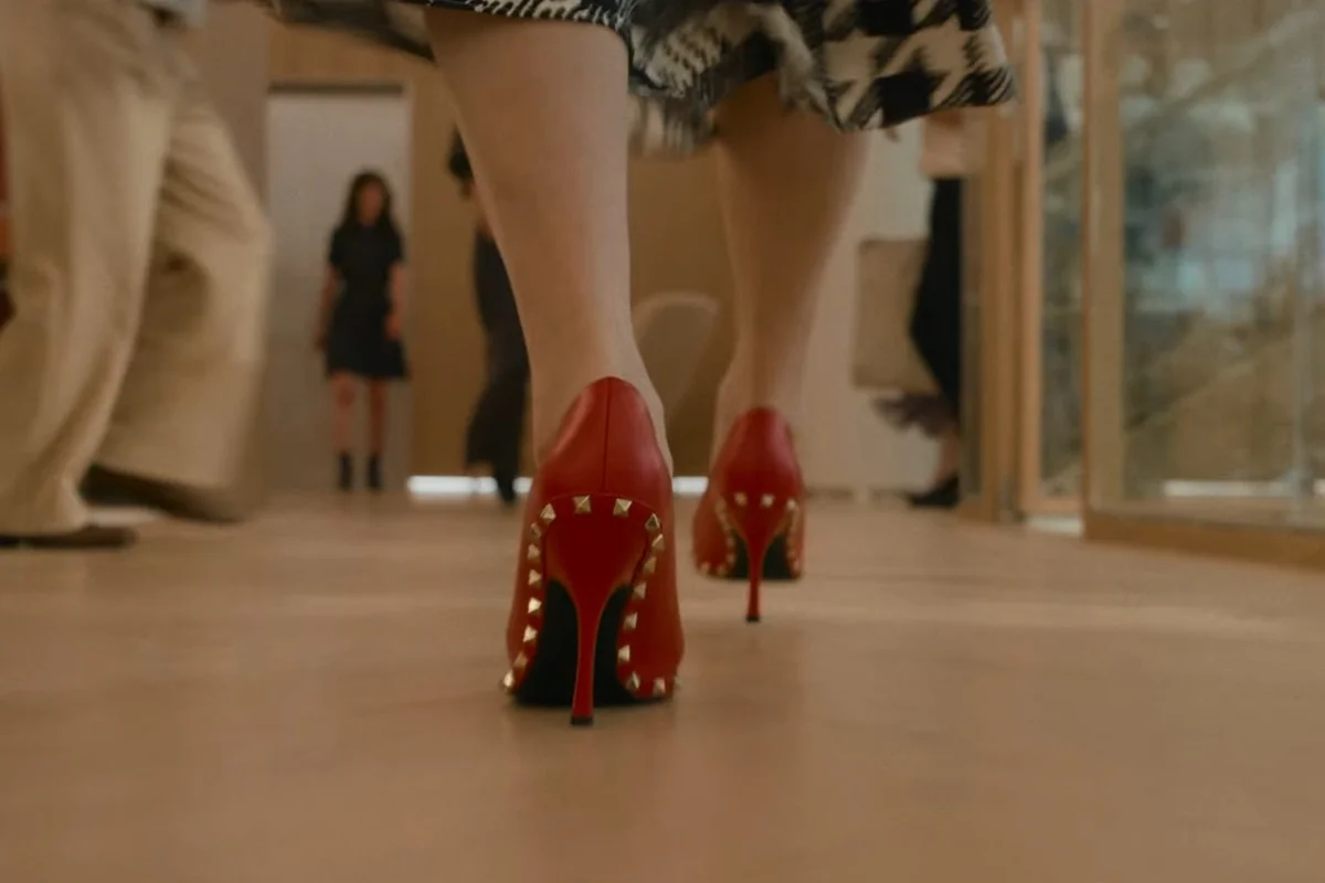 Imagem conceitual inspirada em O Diabo Veste Prada 2, destacando o universo da moda e do mercado editorial.
